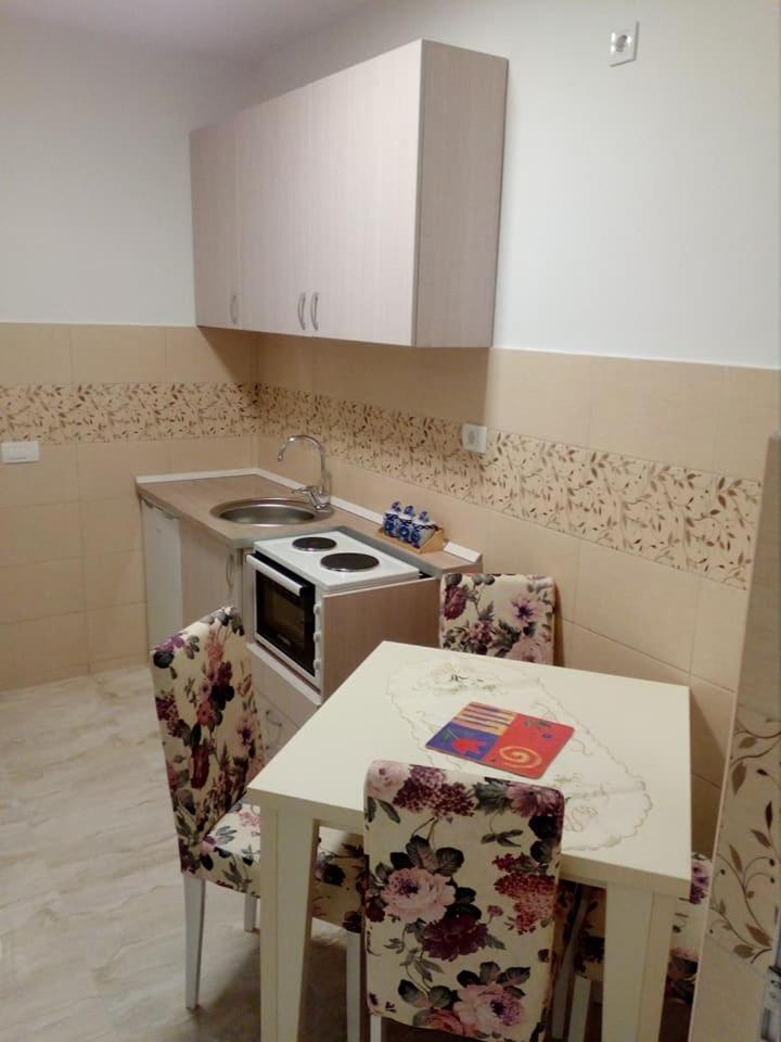 Apartmani M&V Sutomore Extérieur photo